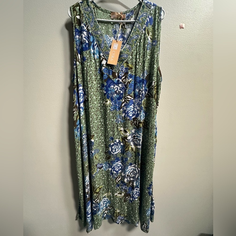 NEW La Cera Plus Size Sleeveless V-Neck‎ Artistic Floral Dress Resort Beach